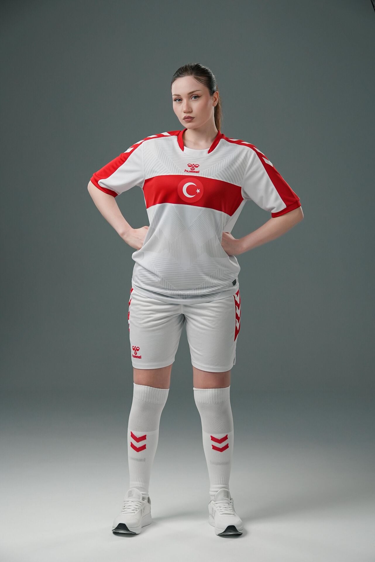 Hummel Milli Takım Forma Beyaz Kadın